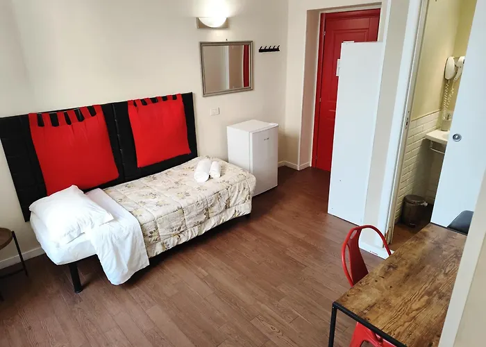 Milazzo23 Konukevi 4*